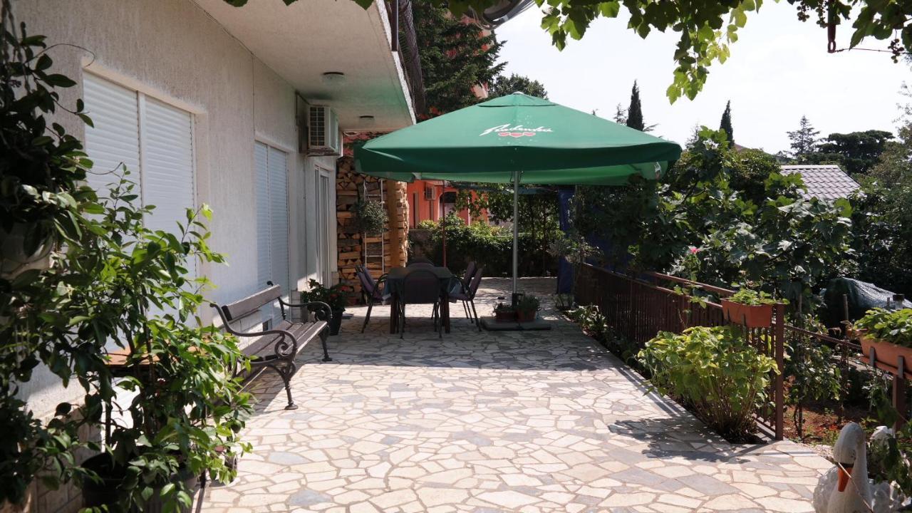Apartman Ana Novi Vinodolski Zewnętrze zdjęcie